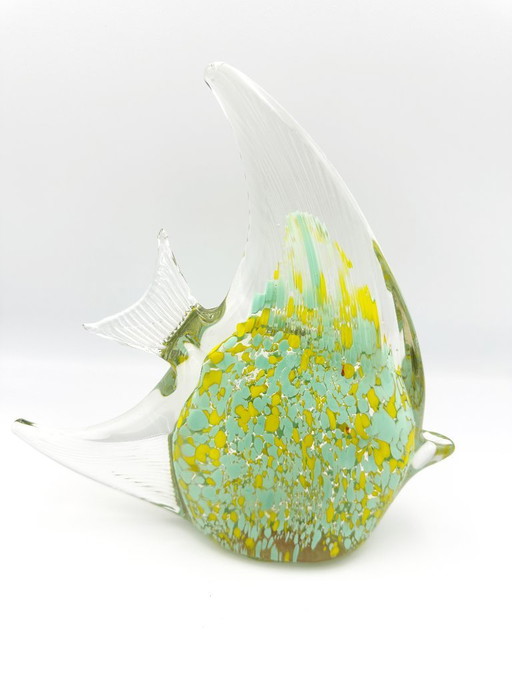 Statue de poisson en verre soufflé à la bouche