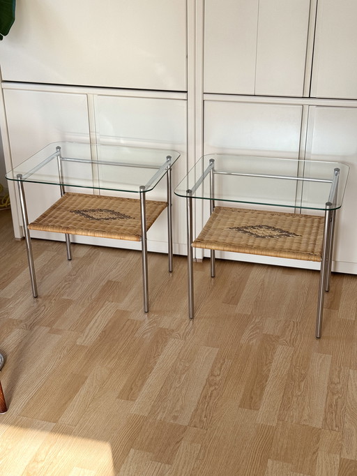 Ensemble de tables d'appoint vintage avec chrome, osier et verre - années 1970