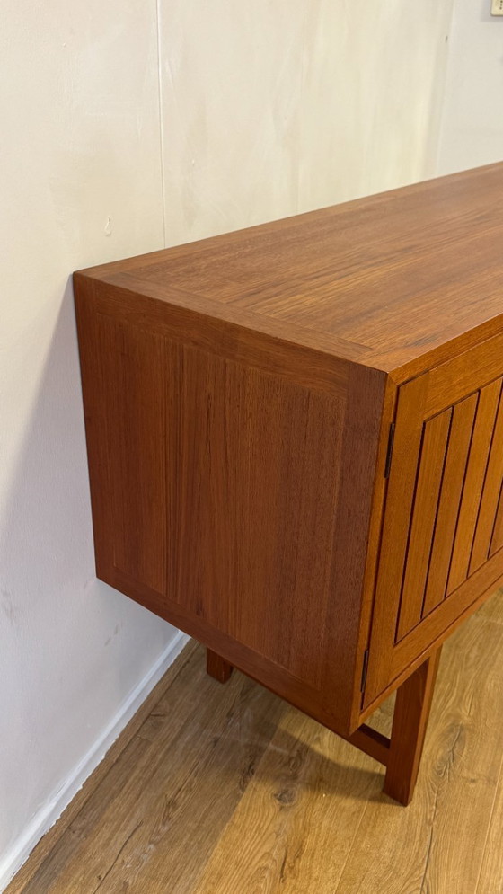 Image 1 of Aparador Vamo Sonderberg