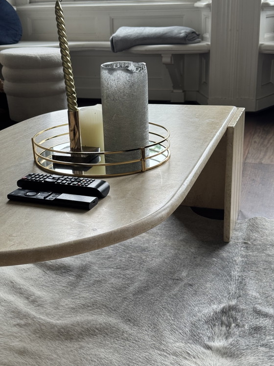 Travertine coffee table (Italy, 1980s) – Stone (photo 7 of 8)