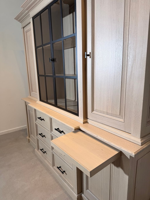 RR Interiors Oak Display Cabinet – vitrinekasten, Glass (photo 2 of 7)