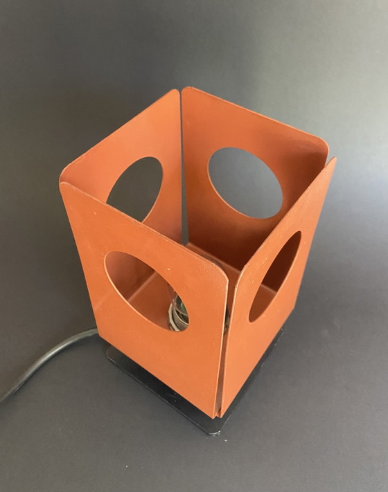 Image 1 of Lampada da tavolo vintage italiana in metallo arancione, stile Space Age, anni '70