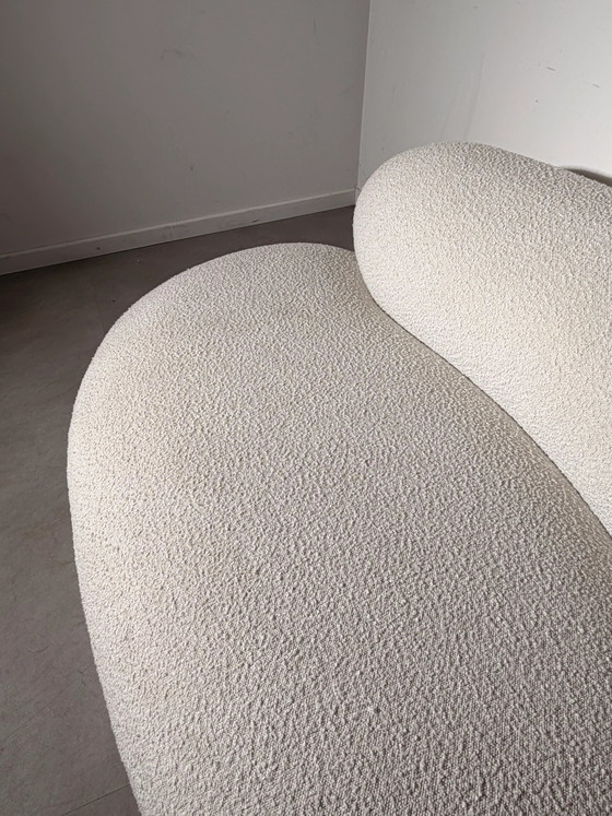 Loveseat Orgánico de Bouclé (foto 3 de 8)