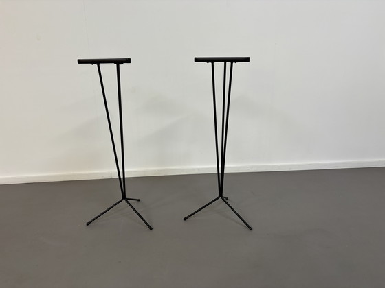 Image 1 of 2 portavasi a tre ripiani in metallo con piano in formica anni sessanta