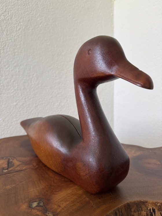Image 1 of Vintage decoratieve houten eend