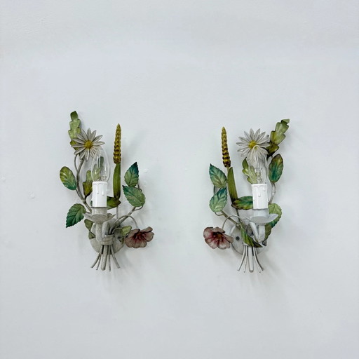 Set aus 2 italienischen Tole-bemalten Blumen- und Blätter-Wandleuchten, 1970er Jahre