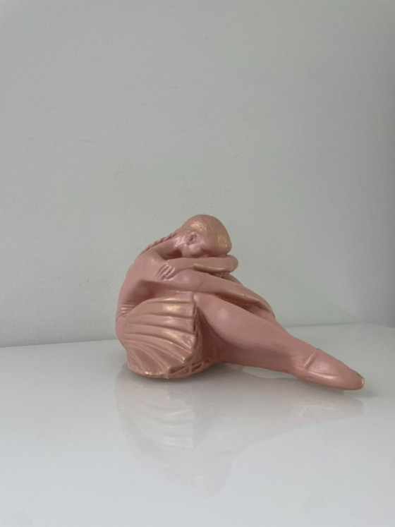 Image 1 of Statue vintage de danseuse de ballet rose