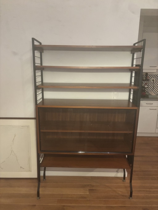 Vintage Standing Rack in Typical 1960s Design