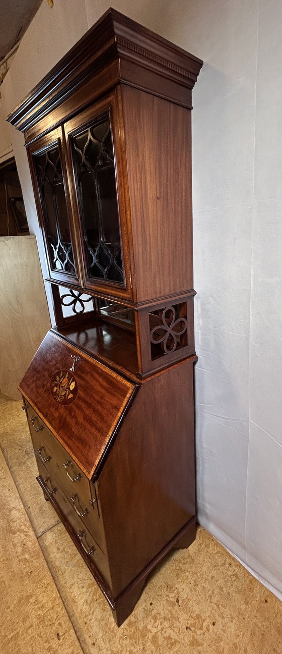 Image 1 of Antiek Edwardiaans Bureau met Ingelegd Bloemendetail - Begin 20e Eeuw Elegantie tijdloos raffinement met