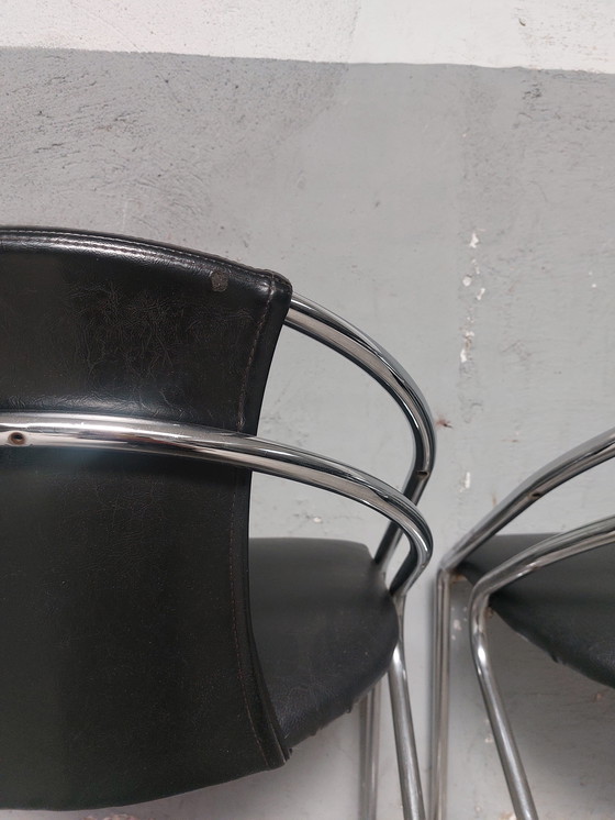 Image 1 of 4 x Chromrohr-Esszimmerstühle aus schwarzem Leder, Italien 1980