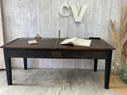 30's Notary Office