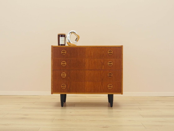 Cassettiera danese in frassino degli anni '70 con maniglie rotonde e gambe nere. – Cassettiere, Wood (photo 2 of 13)
