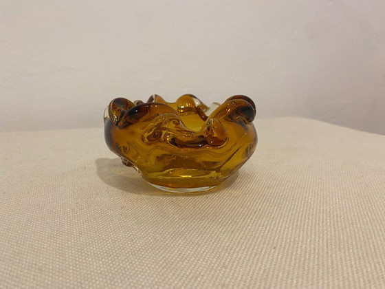 Vintage Tsjechische Boheemse asbak van amberkleurig glas – jaren 70 – Decoratieve objecten (photo 5 of 11)