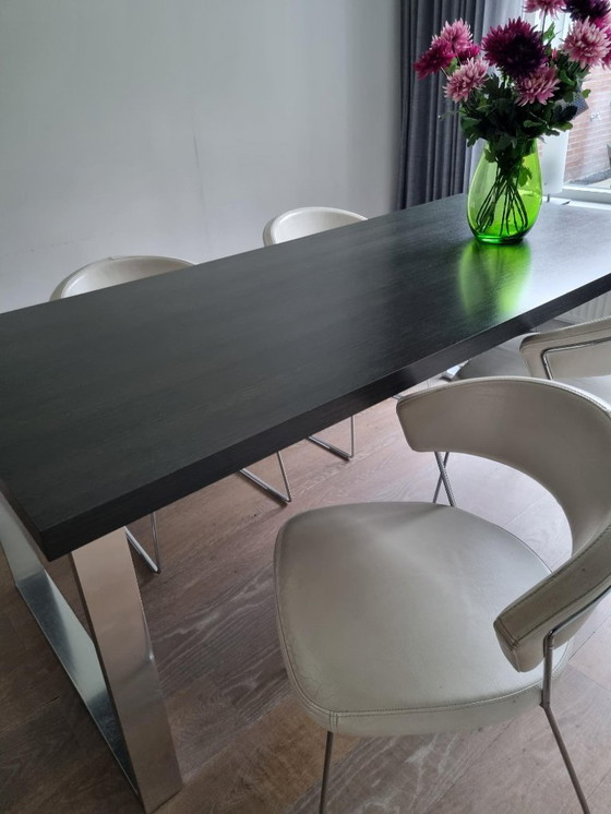 Image 1 of Dining room chair, 4x, Calligaris, leather. Metal base.