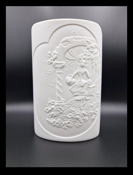 Image 1 of Vintage AK Kaiser porcelain relief vase – Manfred Frey – Model 0315