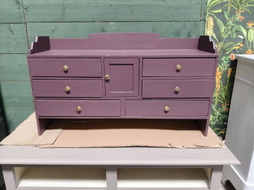 Vintage small chest of drawers