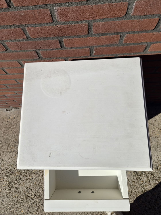 Image 1 of Nachtkastje