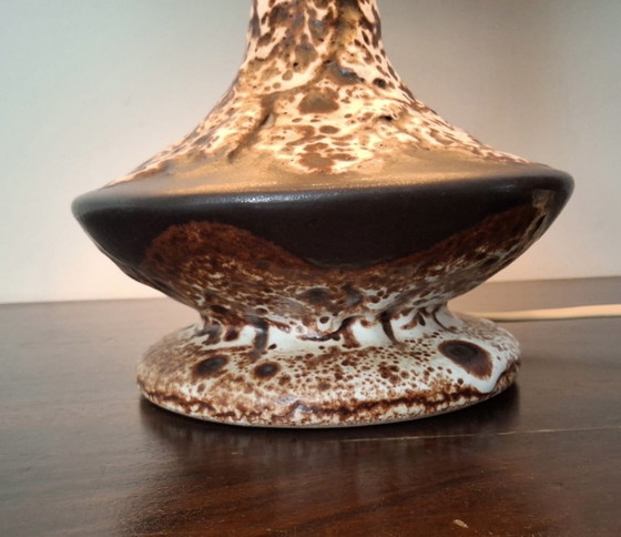 Image 1 of Duitse keramische tafellamp met originele stoffen kap jaren 60/70