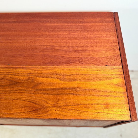 Image 1 of Vintage mahonie sideboard in Scandinavische stijl