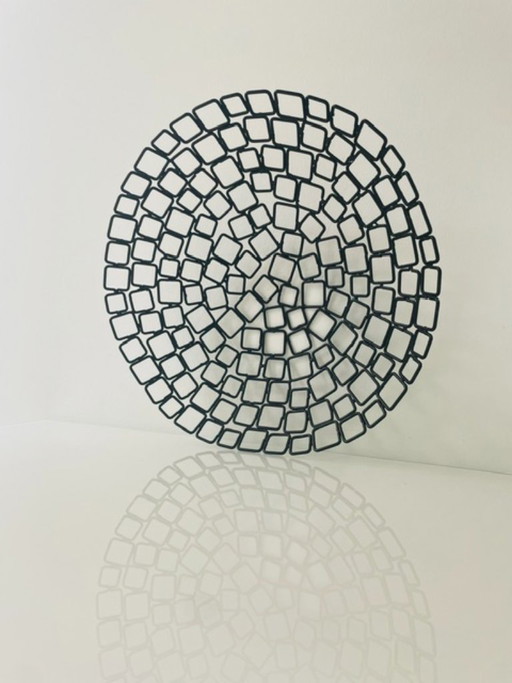 Bol design noir mat en maillons métalliques