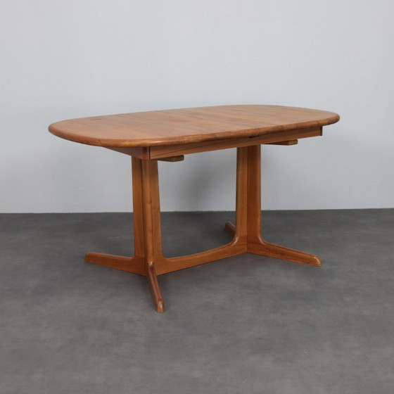 Image 1 of Tavolo da pranzo ovale allungabile di Gudme Møbelfabrik Danimarca, anni '70