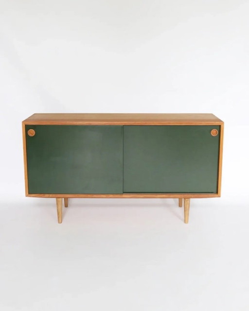 Vintage oak sideboard Hundevad Danish design TV furniture