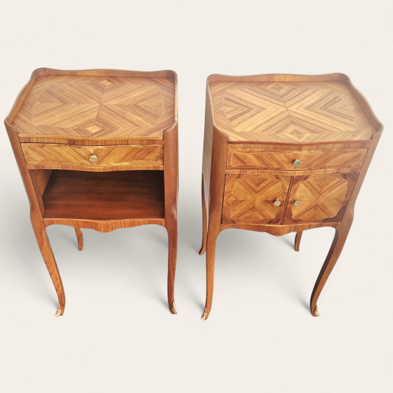 Image 1 of Pair of Louis XV style bedside tables - Rosewood marquetry