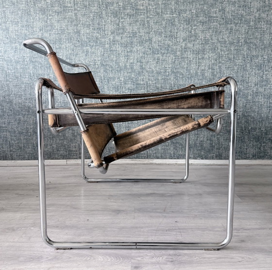 Image 1 of Vintage Marcel Breuer Wassily-stoel, met patina, Italië - jaren 1960
