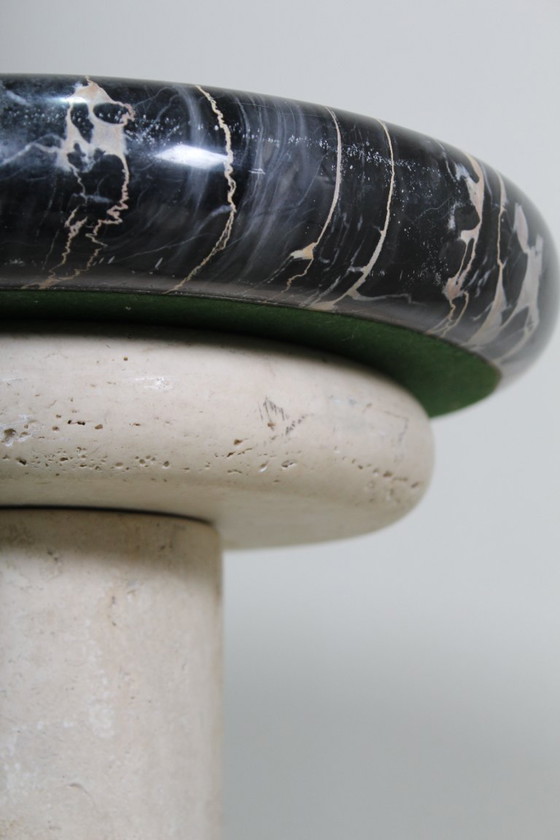 Image 1 of Colonne à plantes en travertin vintage et marbre