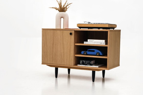 Image 1 of Eichenschrank für Fernseher D-S17