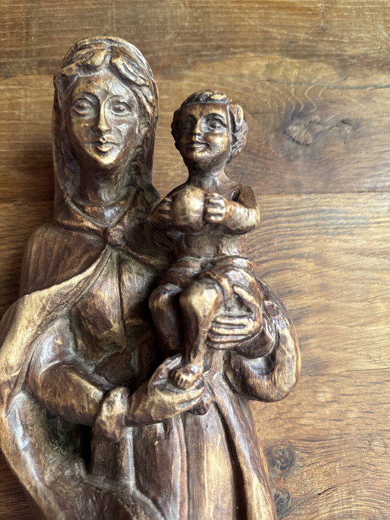 Image 1 of Escultura antigua de María con el Niño Jesús