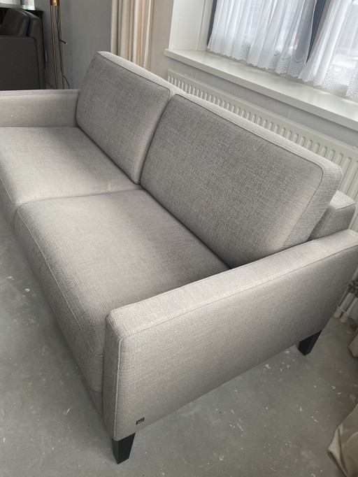 Rolf Benz en el banco