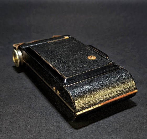 Six-20 Folding Brownie, Second Model 1948–1954 Made in UK – Kodak, Objets déco, Glass, Leather (photo 12 of 15)