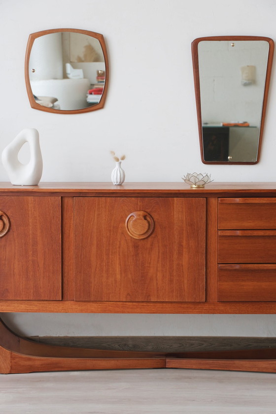 Image 1 of Vintage Beautility Teak dressoir - jaren 60