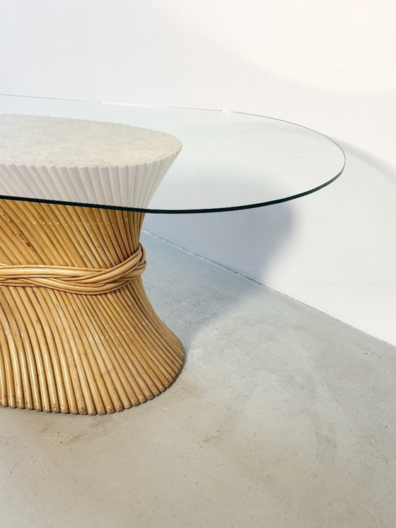 Image 1 of McGuire-Esstisch „Sheaf of Wheat“ aus Rattan und Glas aus den 1970er Jahren