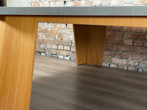 Grote Design Tafel – Grijs & Eikenhout – eettafels, Wood (photo 2 of 7)