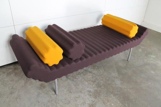 Image 1 of Sofá cama ZigZag - Oculto