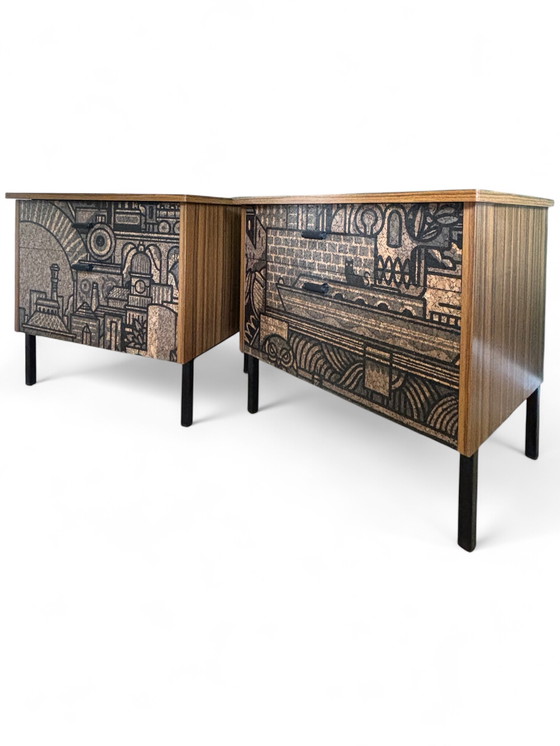 Image 1 of Tables de chevet vintage recouvertes d'un imprimé liège « Hit the North » | The Vintage Vibe