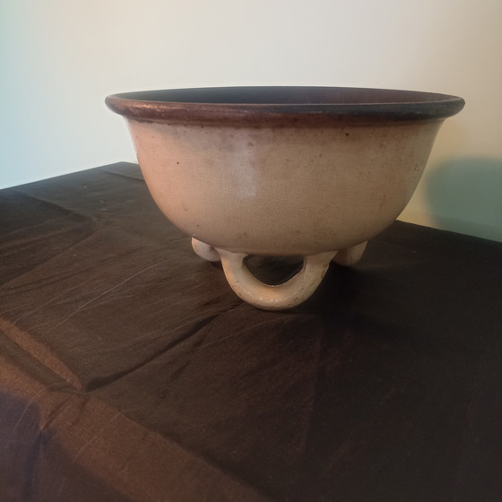 Image 1 of Antiker Patacon-Dreibein aus dem 18. Jahrhundert – Authentische französische Volkskunst