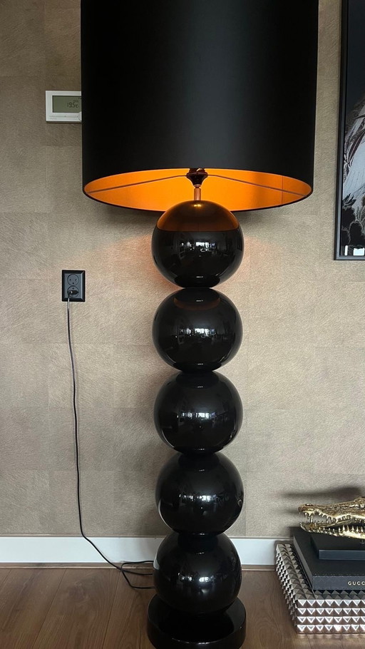 Lámpara de pie Stout Milano negra de 5 bolas estilo Eric Kuster
