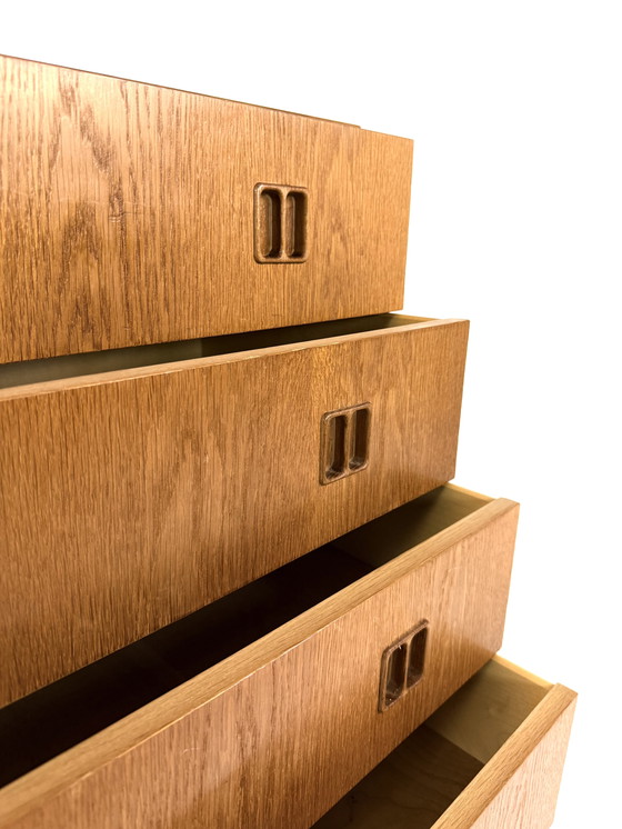 Image 1 of Vintage eikenhouten ladekast, Hjørnebo Møbelfabrik ‘60