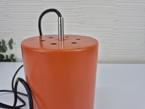Vintage Space Age orange cylinder Pendant lamp. – Metal, Plastic (photo 6 of 9)