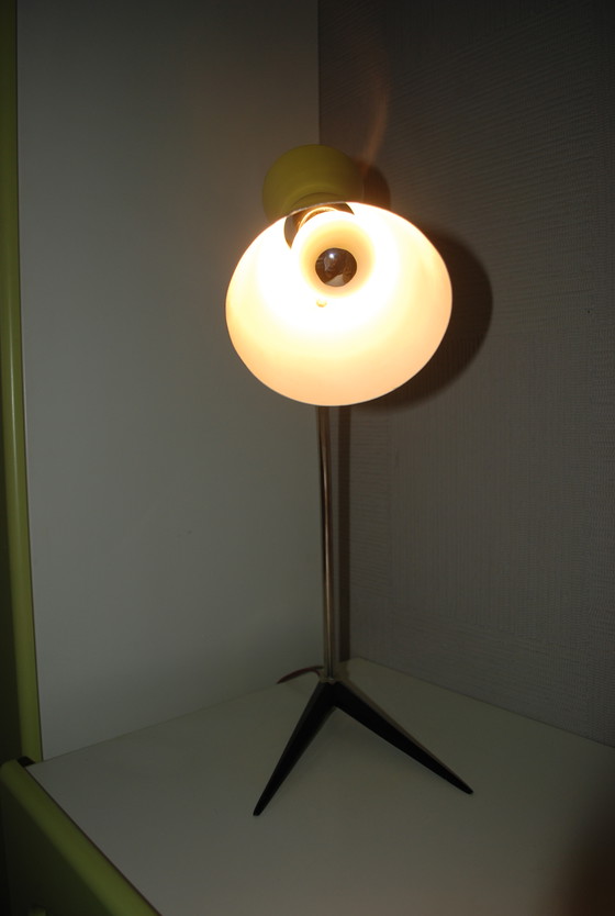 Image 1 of Vintage Table Lamp