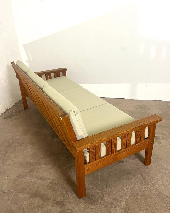 Image 1 of Divano vintage scandinavo a 3 posti in pino