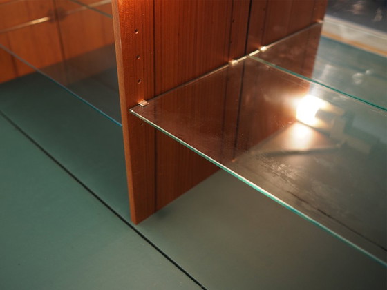 Estantería danesa de teca con mueble bar iluminado, estilo danés moderno de los años 70. – Librerías, Wood (photo 8 of 22)