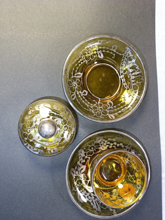 Image 1 of Service de table en verre ambré de Murano.