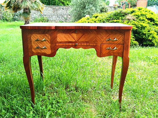 Kaptafel in Lodewijk XV-stijl in marqueterie