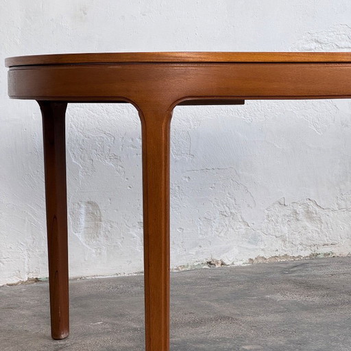 Ausziehbarer Nathan-Esstisch, 1970