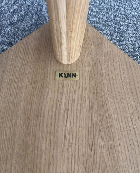 Image 1 of Petite table en bois KANN