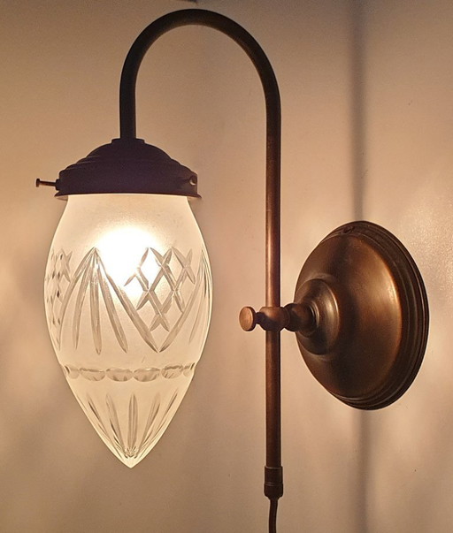 Art Deco wall lamp